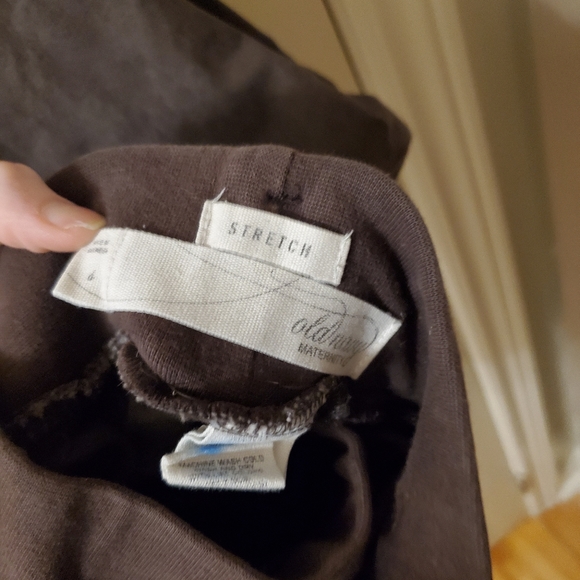 Maternity cargo pants - Picture 2 of 2